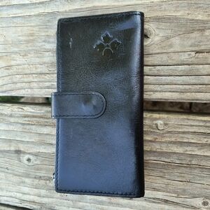 Patricia Nash wallet
